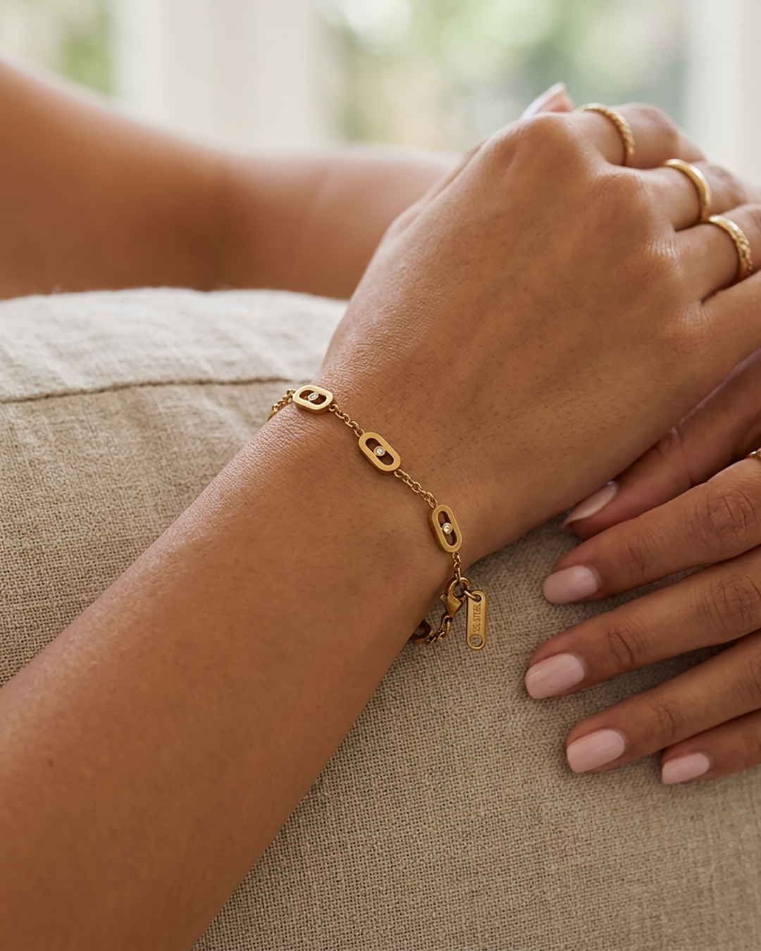Bracelet
