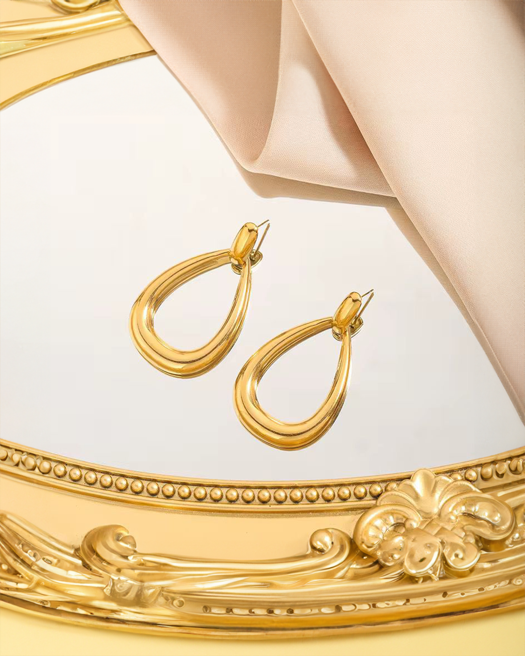 Stud Earring