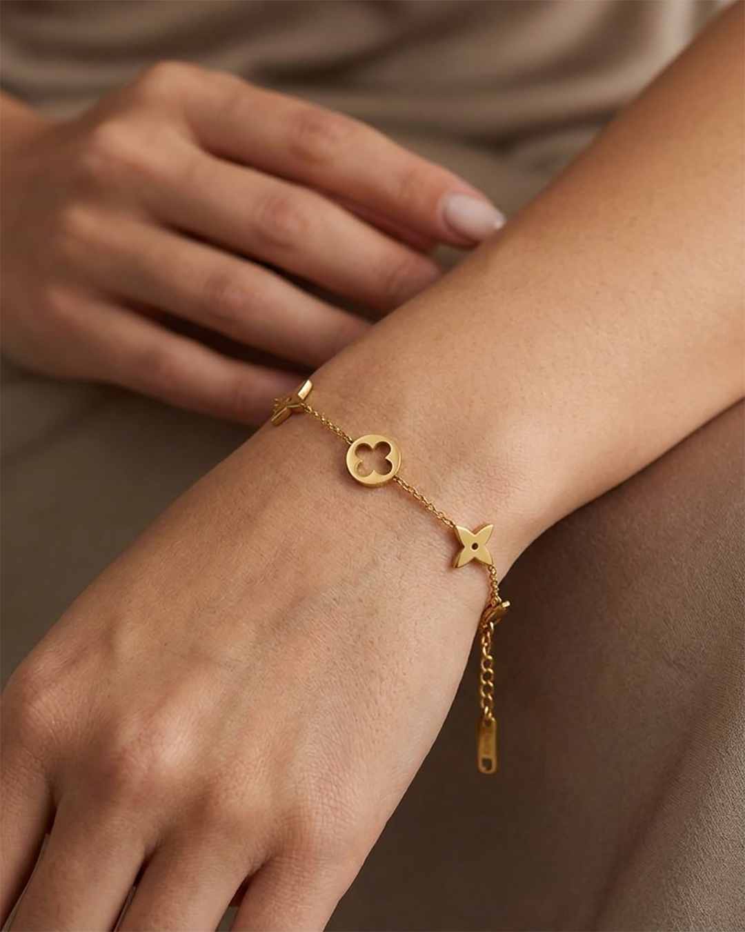 Bracelet